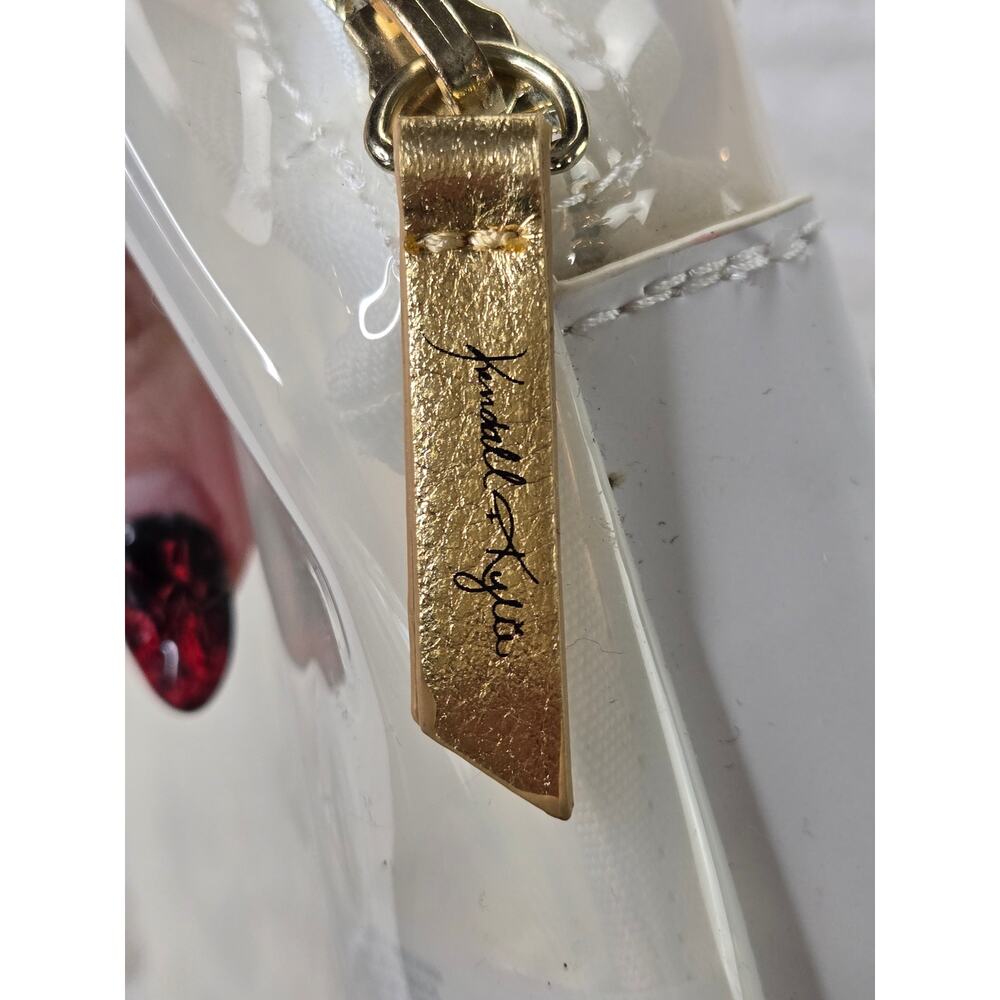 Kendall & Kylie NWT Cosmetics Makeup Travel Zip Pouch Creamy White - Picture 7 of 15